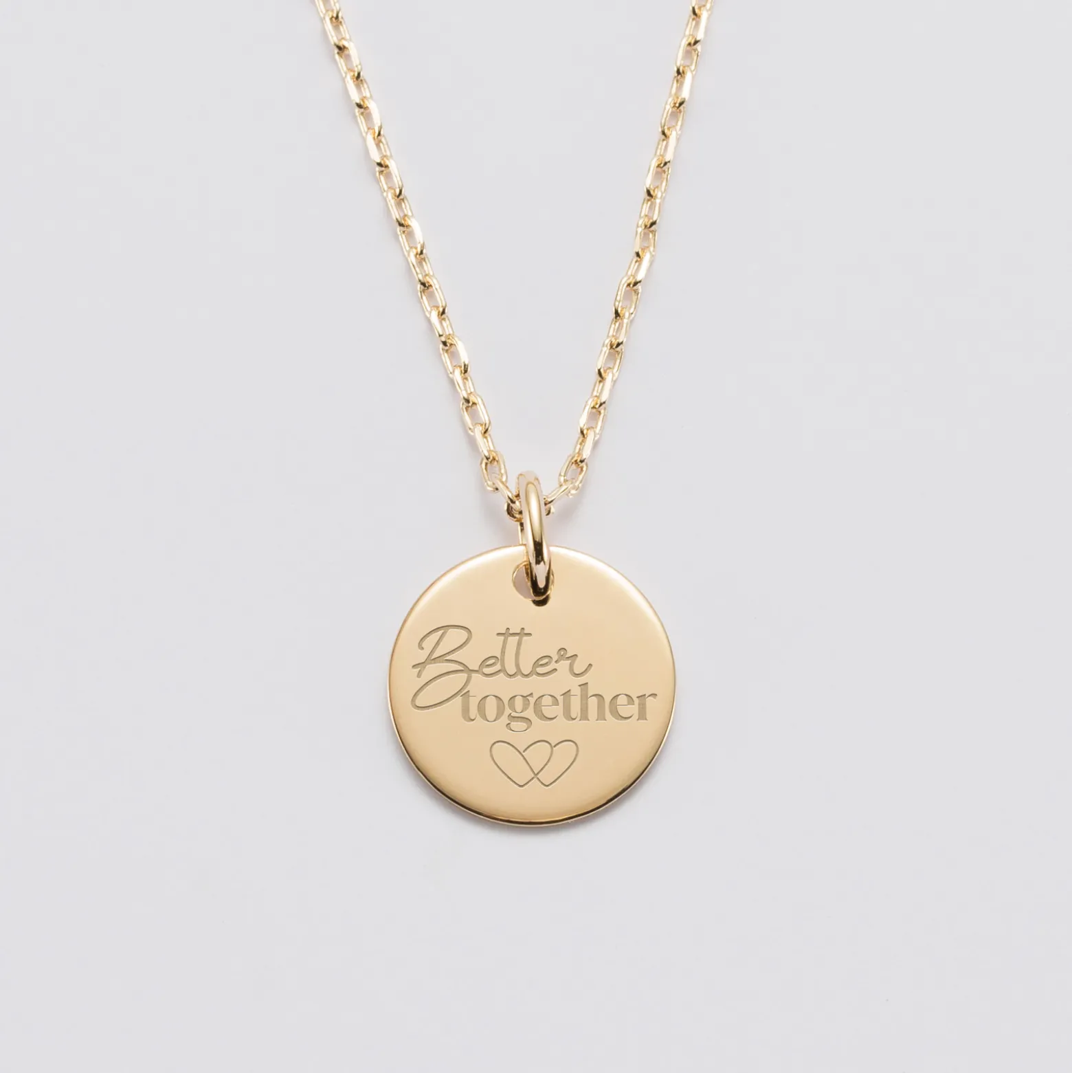 Pendentif Mariée personnalisé médaille gravée plaqué or 15 mm