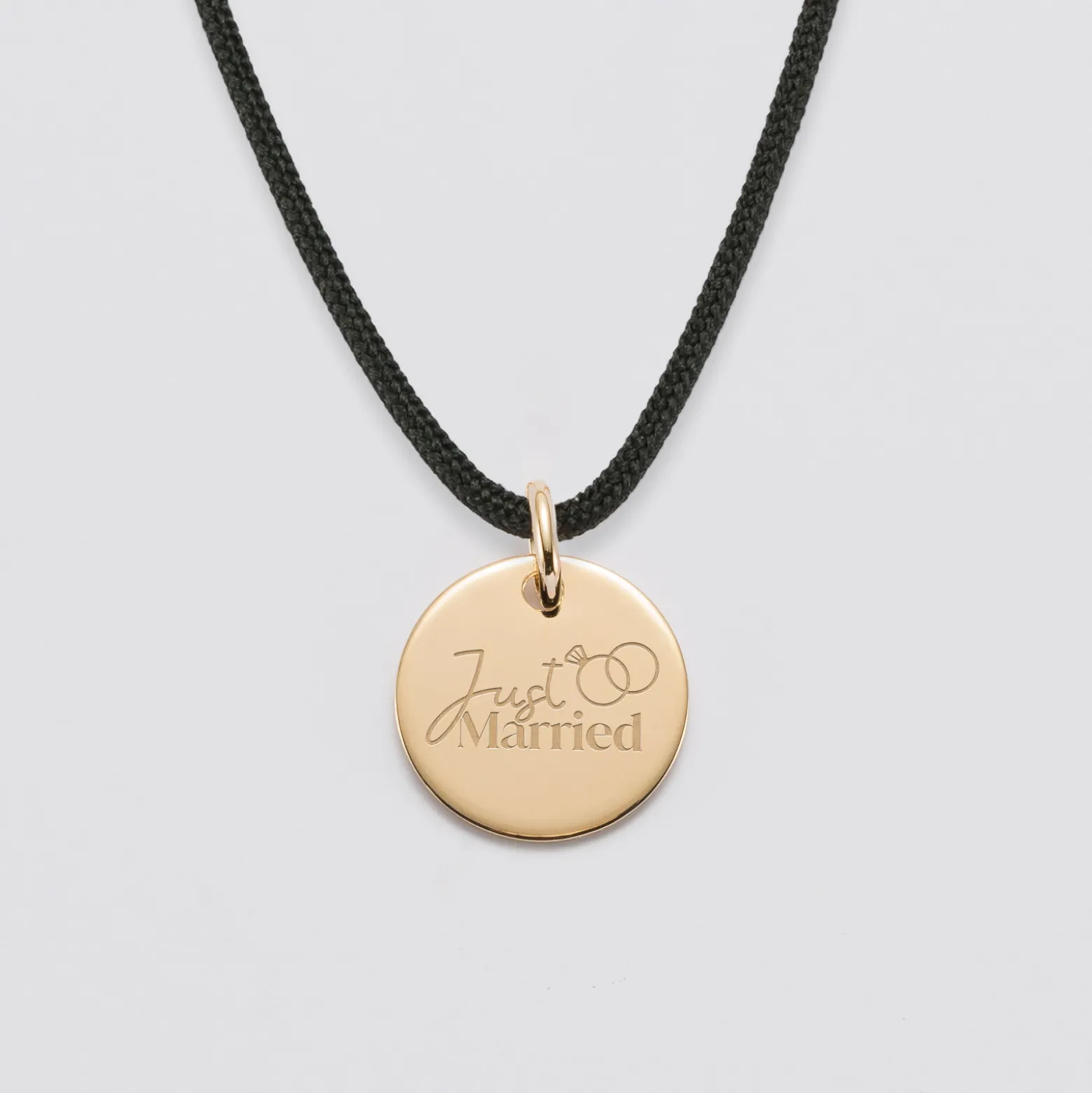 Pendentif Mariée personnalisé médaille gravée plaqué or 15 mm