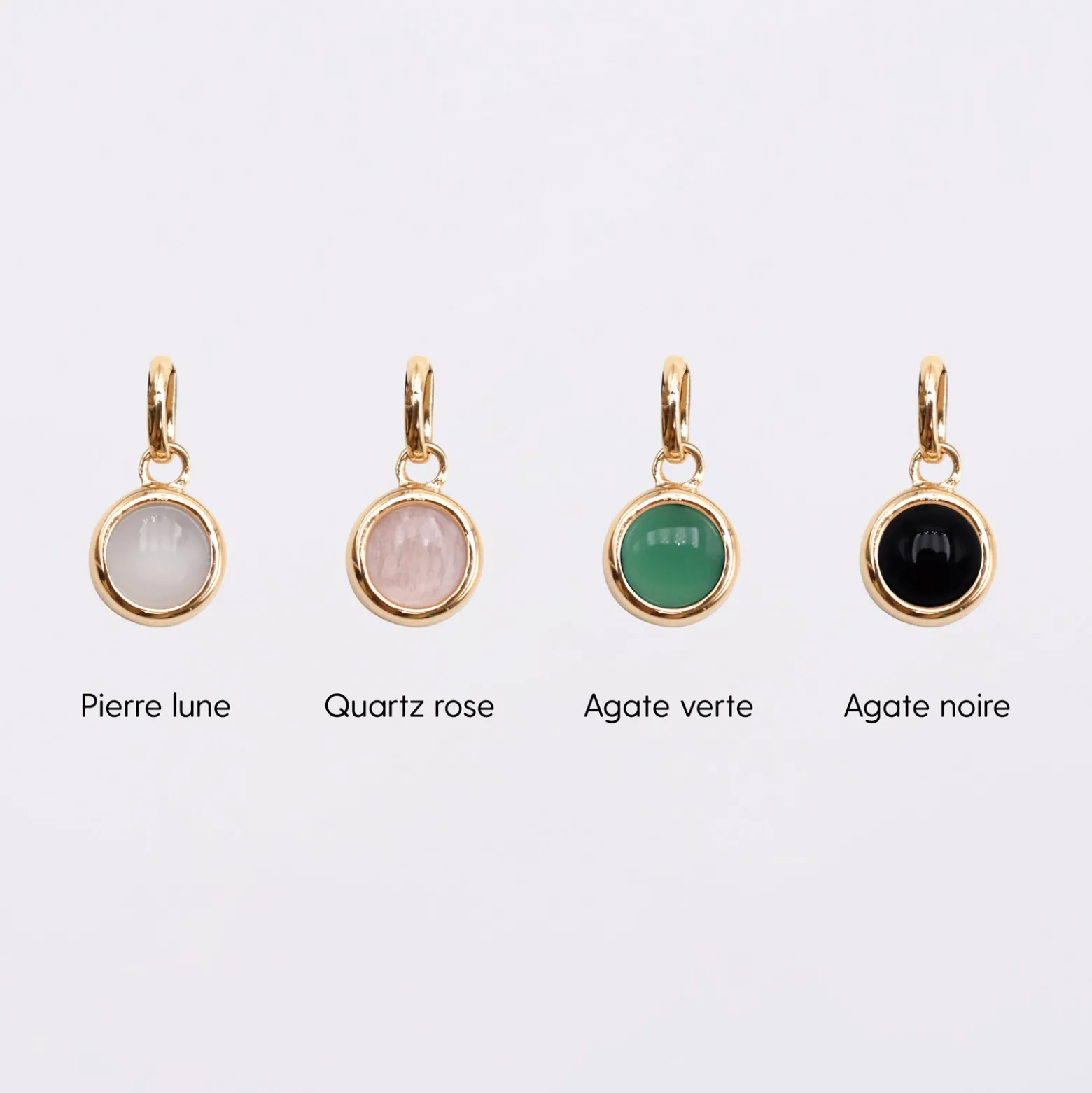 Pendentif Mariée personnalisé médaille gravée plaqué or 19 mm et breloque pierre naturelle 8 mm