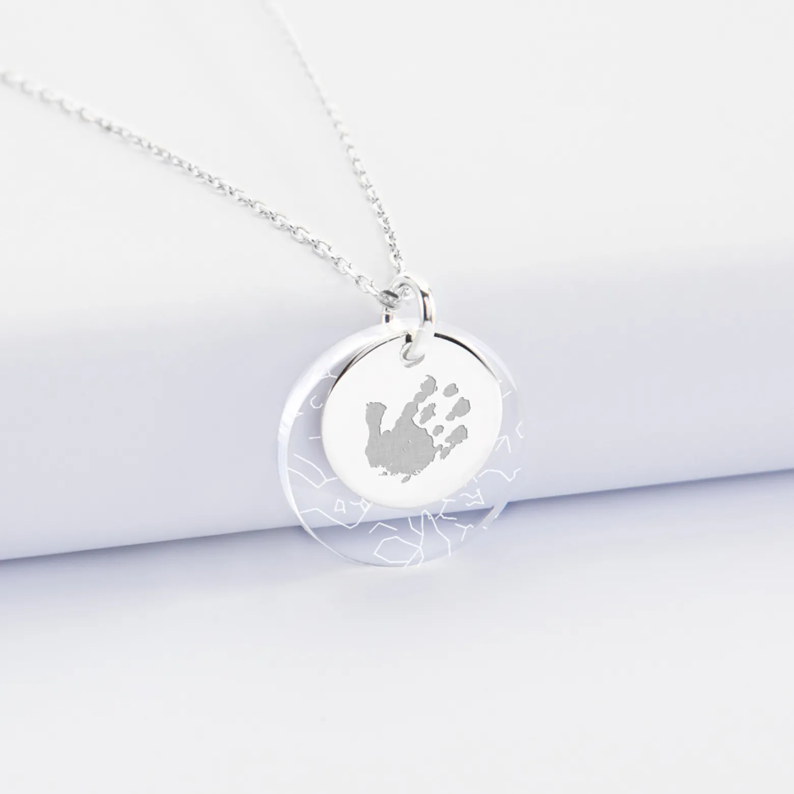 Pendentif personnalisé double médailles gravées argent 15 mm et acrylique "Carte du ciel étoilé" 20 mm