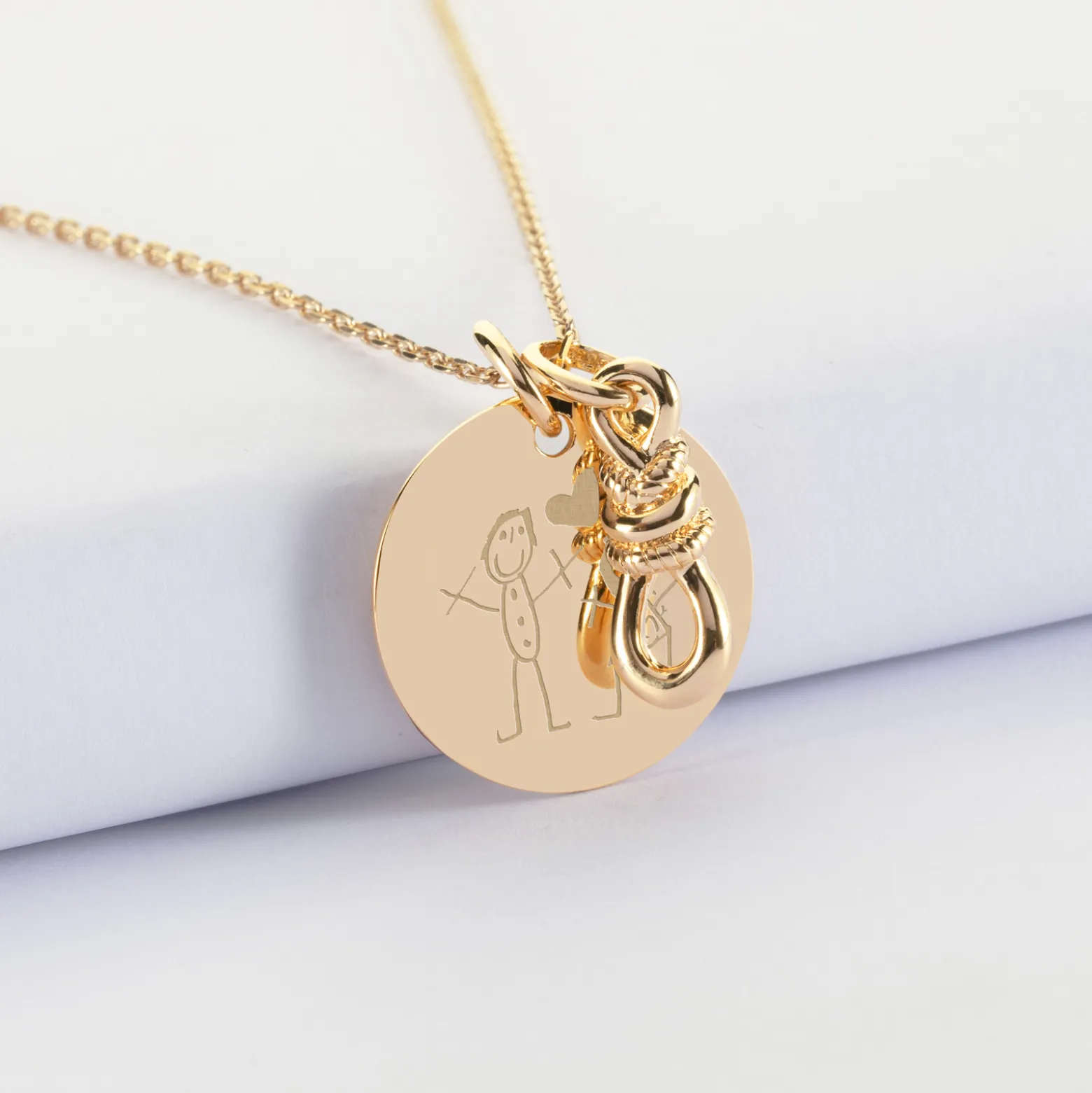 Pendentif personnalisé "Le lien" et médaille gravée plaqué or 19 mm - HappyBulle x Lilylovesfashion