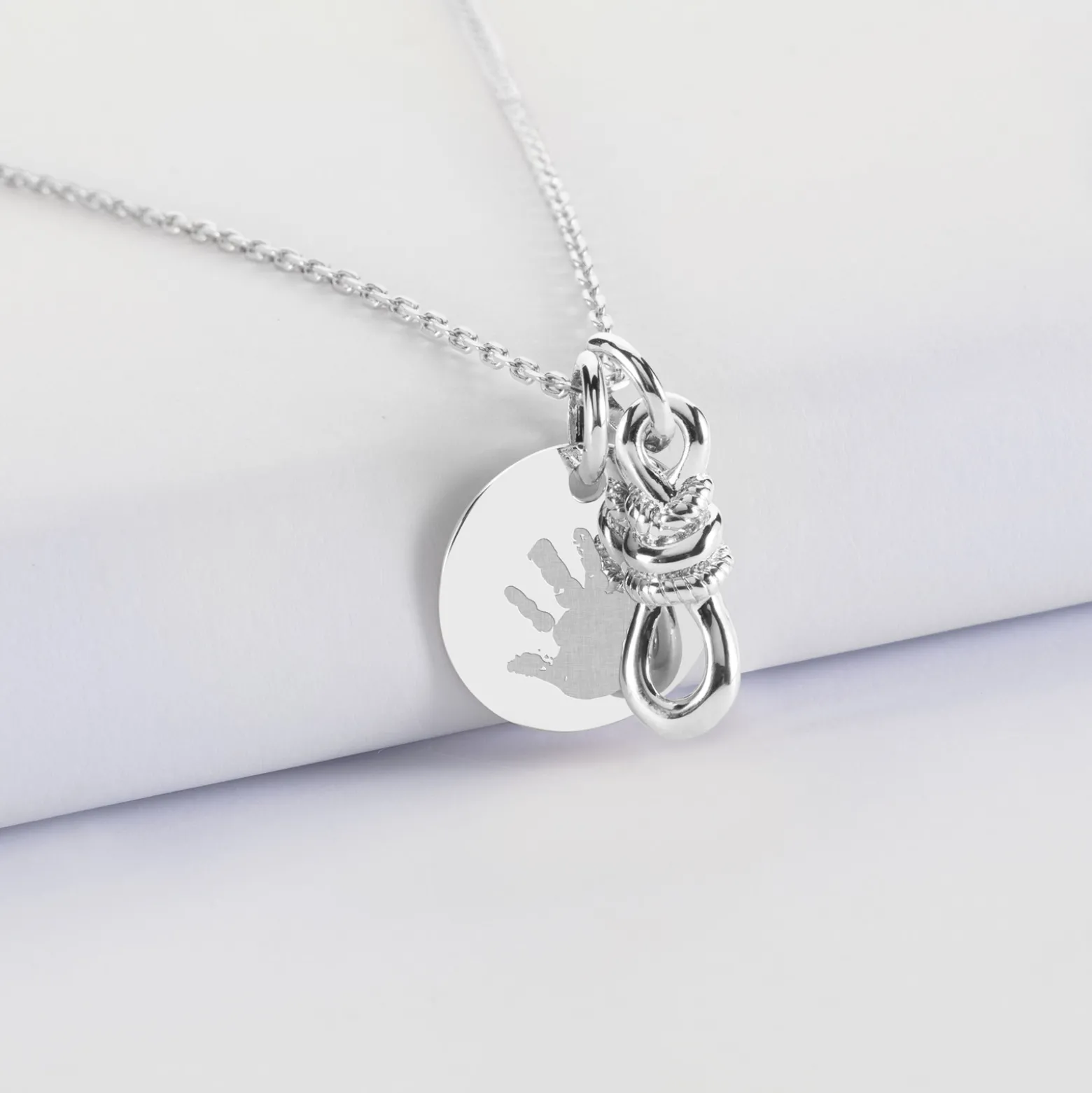 Pendentif personnalisé "Le lien" et médaille gravée argent 15 mm - HappyBulle x Lilylovesfashion