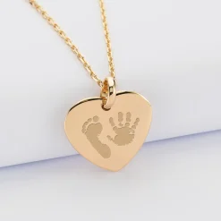 Pendentif personnalisé médaille gravée plaqué or coeur bombé 21x20 mm