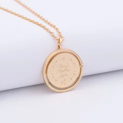 Pendentif personnalisé médaille réversible Eternelle gravée plaqué or 18 mm - HappyBulle x Capucine