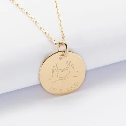 Pendentif personnalisé médaille gravée plaqué or 19 mm - Edition spéciale Love hand