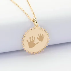 Pendentif personnalisé médaille soleil gravée plaqué or 20 mm