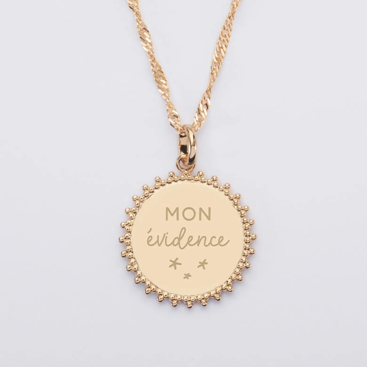 Pendentif personnalisé médaille soleil gravée plaqué or 20 mm