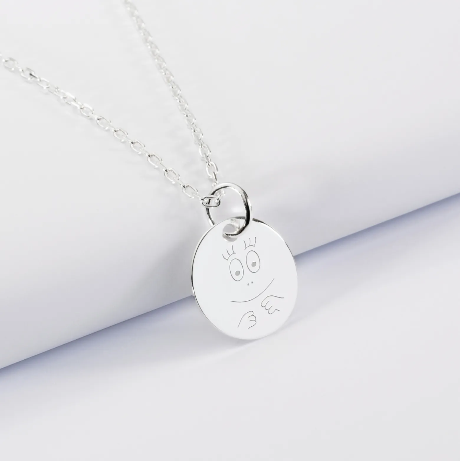 Pendentif personnalisé médaille gravée argent 15 mm - HappyBulle x Barbapapa