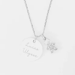 Pendentif personnalisé médaille gravée argent 19 mm et breloque petit garçon scintillant 12 mm