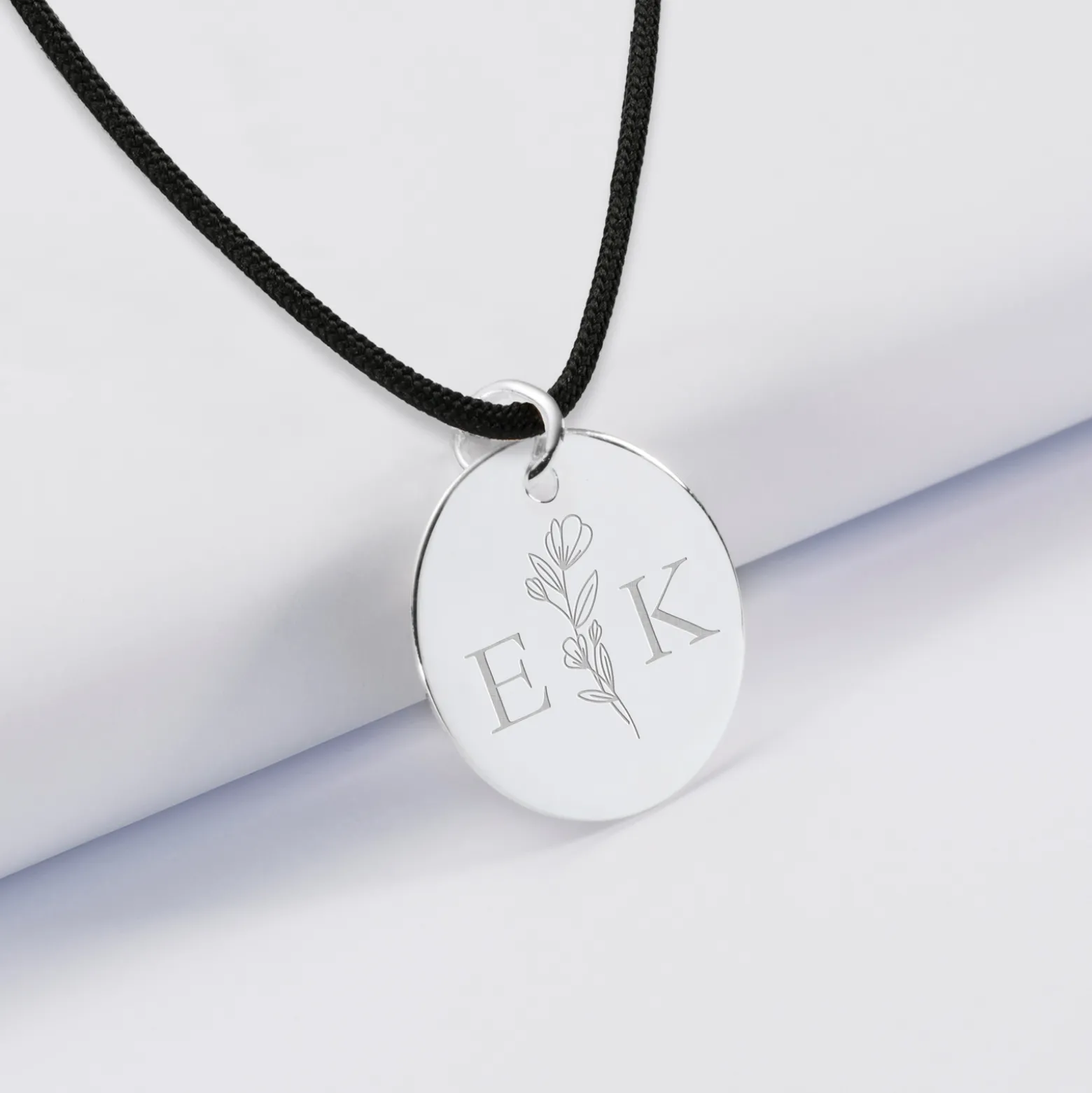 Pendentif personnalisé médaille gravée argent 19 mm - Edition spéciale mariage Initiales Florales