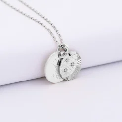 Pendentif personnalisé médaille gravée argent 15 mm et breloque Lune trio zircons 14 mm