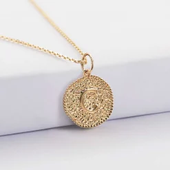 Pendentif personnalisé médaille gravée plaqué or lettre initiale texturée 14 mm