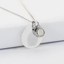 Pendentif personnalisé médaille gravée argent 19 mm et breloque pierre naturelle 8 mm