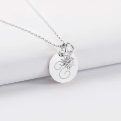 Pendentif personnalisé médaille gravée argent 15 mm et breloque étoile brillante 6 mm