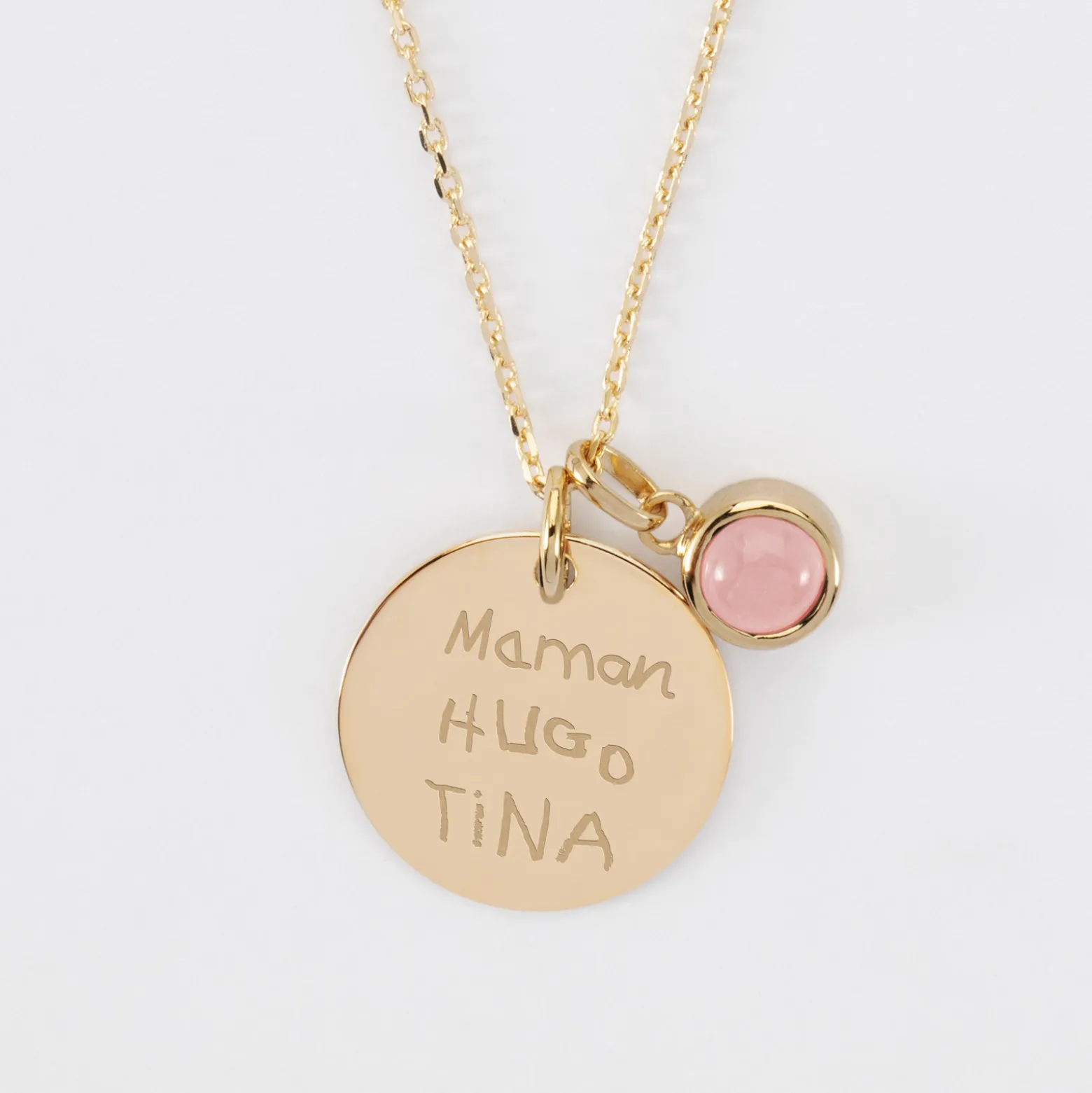 Pendentif personnalisé médaille gravée plaqué or 19 mm et breloque pierre naturelle 8 mm
