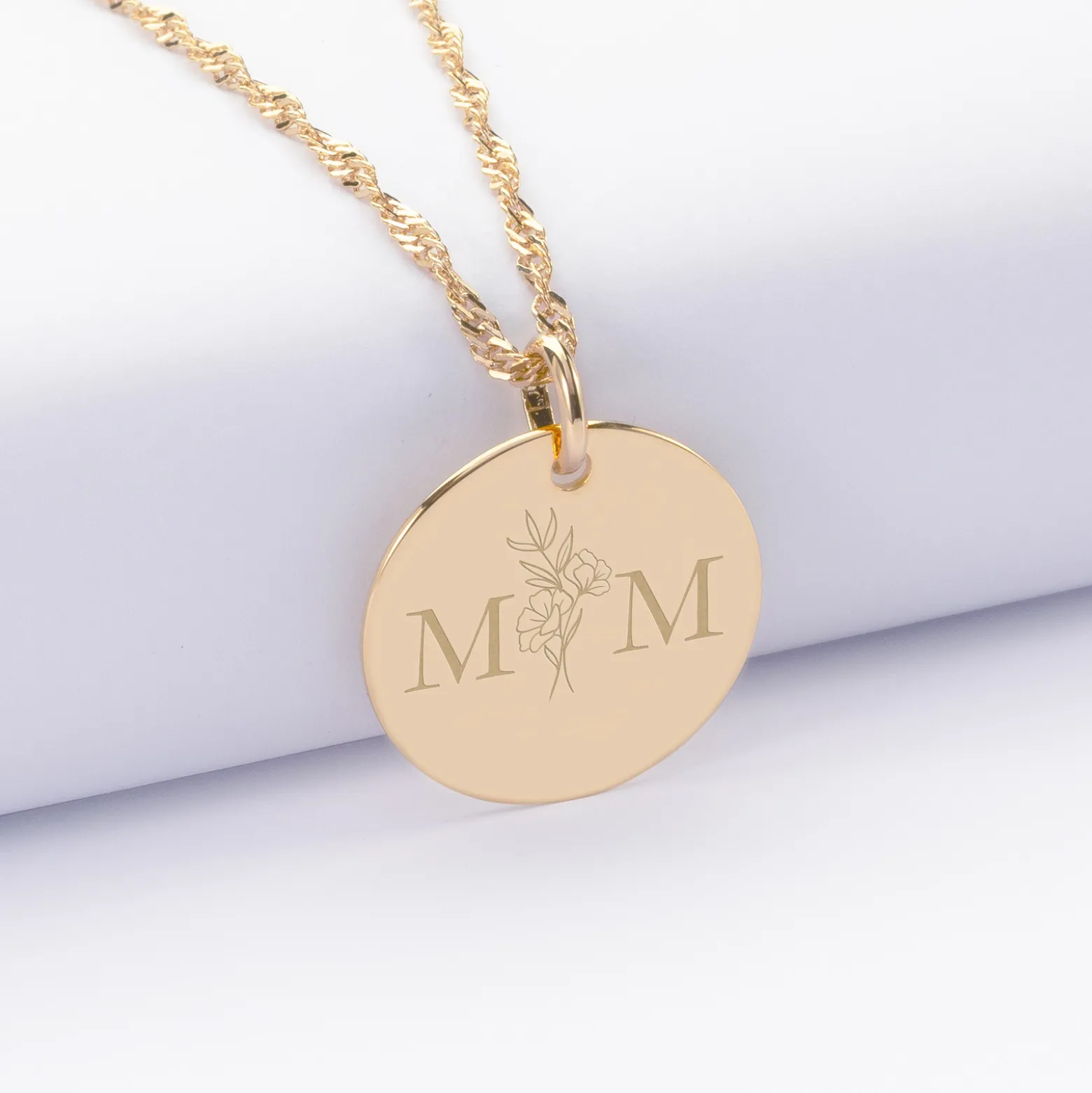 Pendentif personnalisé médaille gravée plaqué or 19 mm - Edition spéciale mariage Initiales Florales