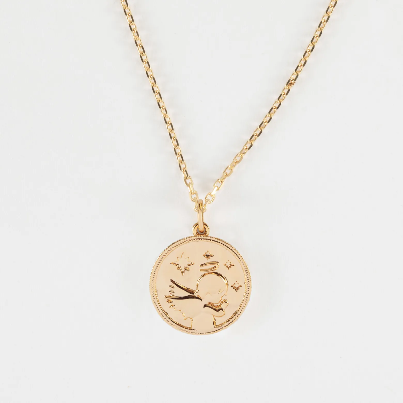 Pendentif personnalisé médaille gravée plaqué or ange texturée 14 mm