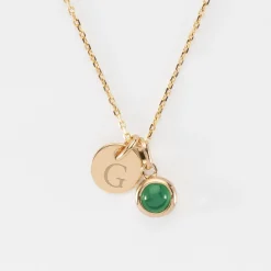 Pendentif personnalisé médaille gravée plaqué or 10 mm et breloque pierre naturelle 8 mm
