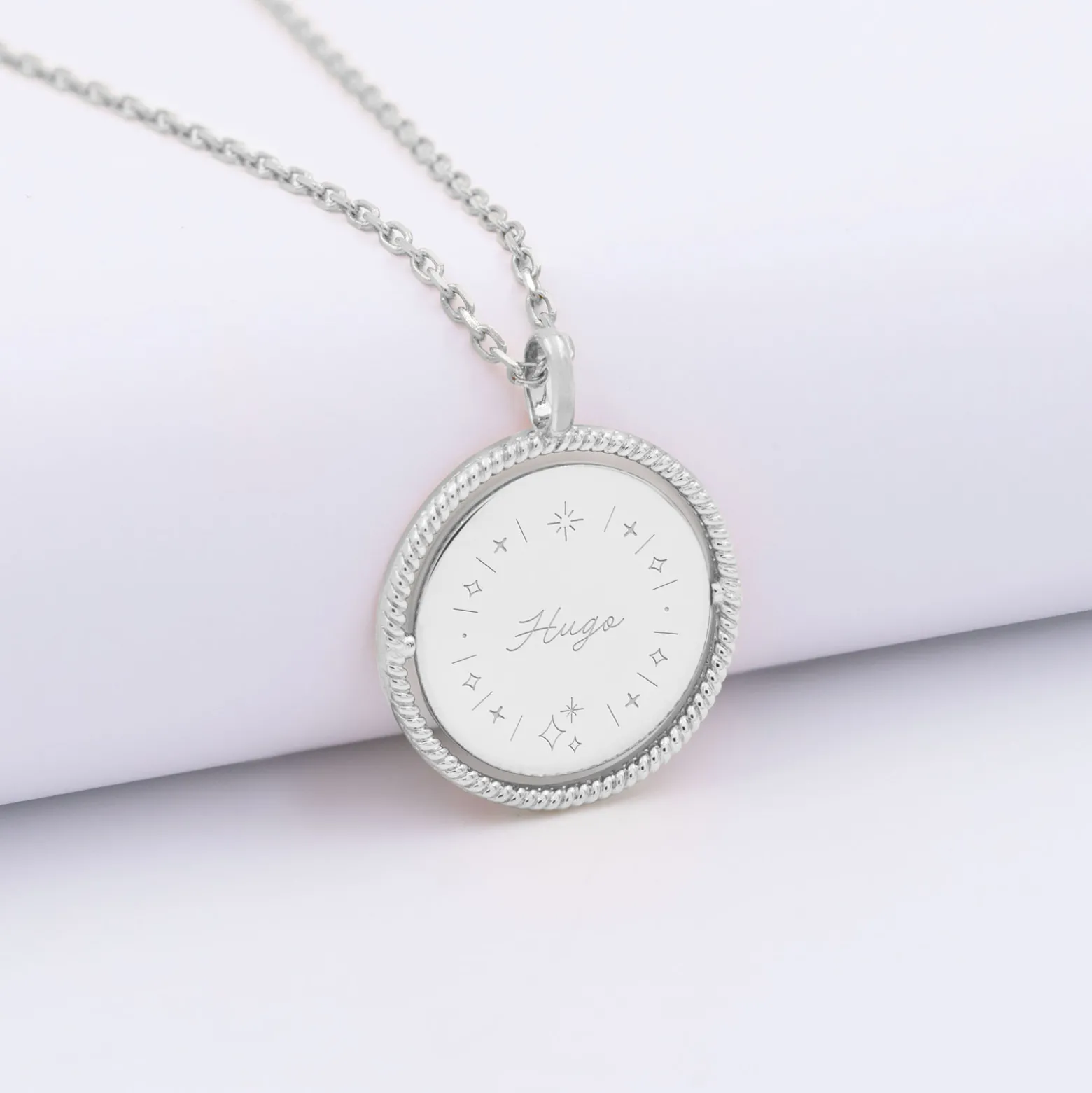 Pendentif personnalisé médaille réversible contour tressé Eternelle gravée argent 18 mm - HappyBulle x Capucine