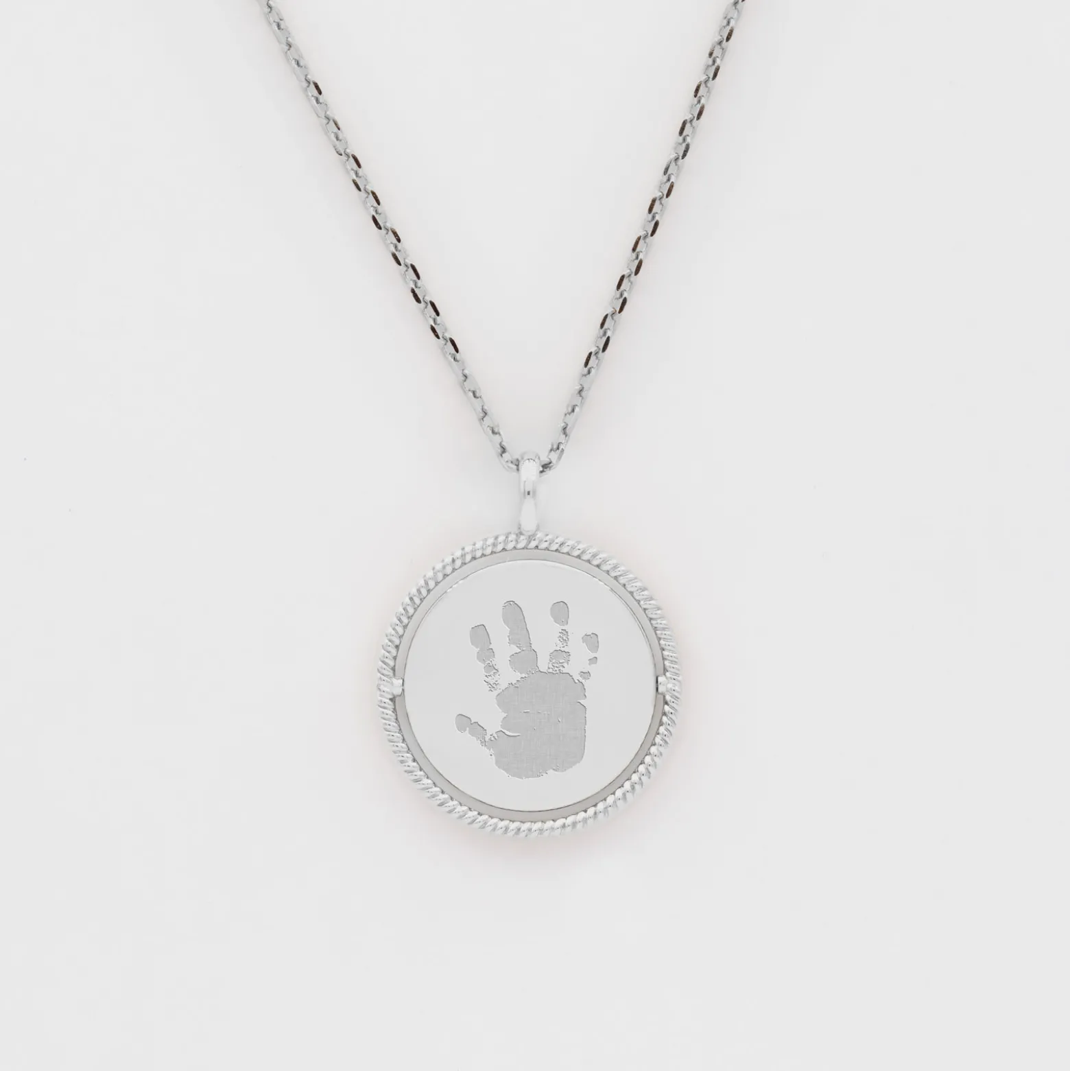 Pendentif personnalisé médaille réversible contour tressé Eternelle gravée argent 18 mm - HappyBulle x Capucine