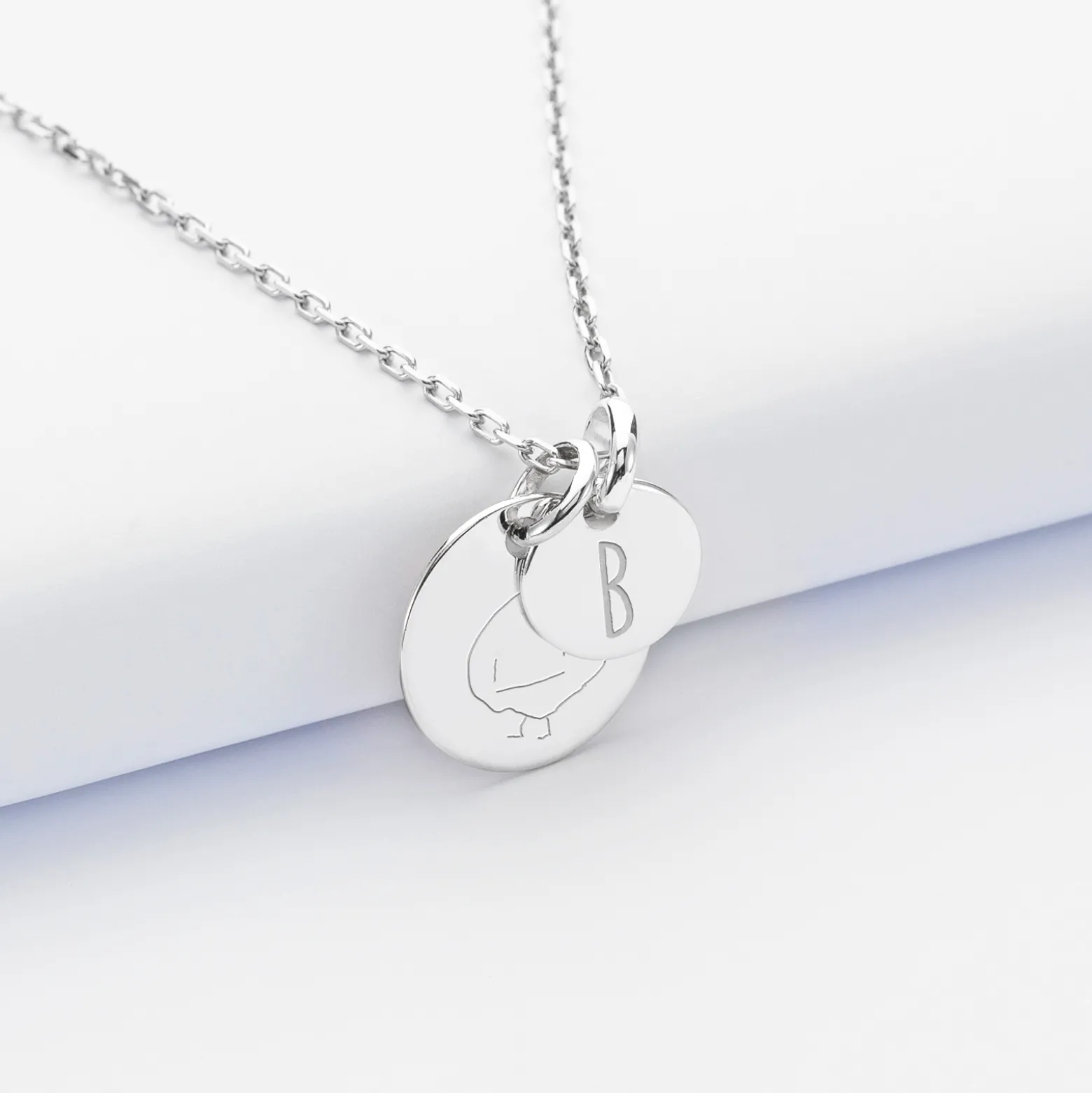 Pendentif personnalisé médaille gravée argent 15 mm et breloque ronde 10 mm