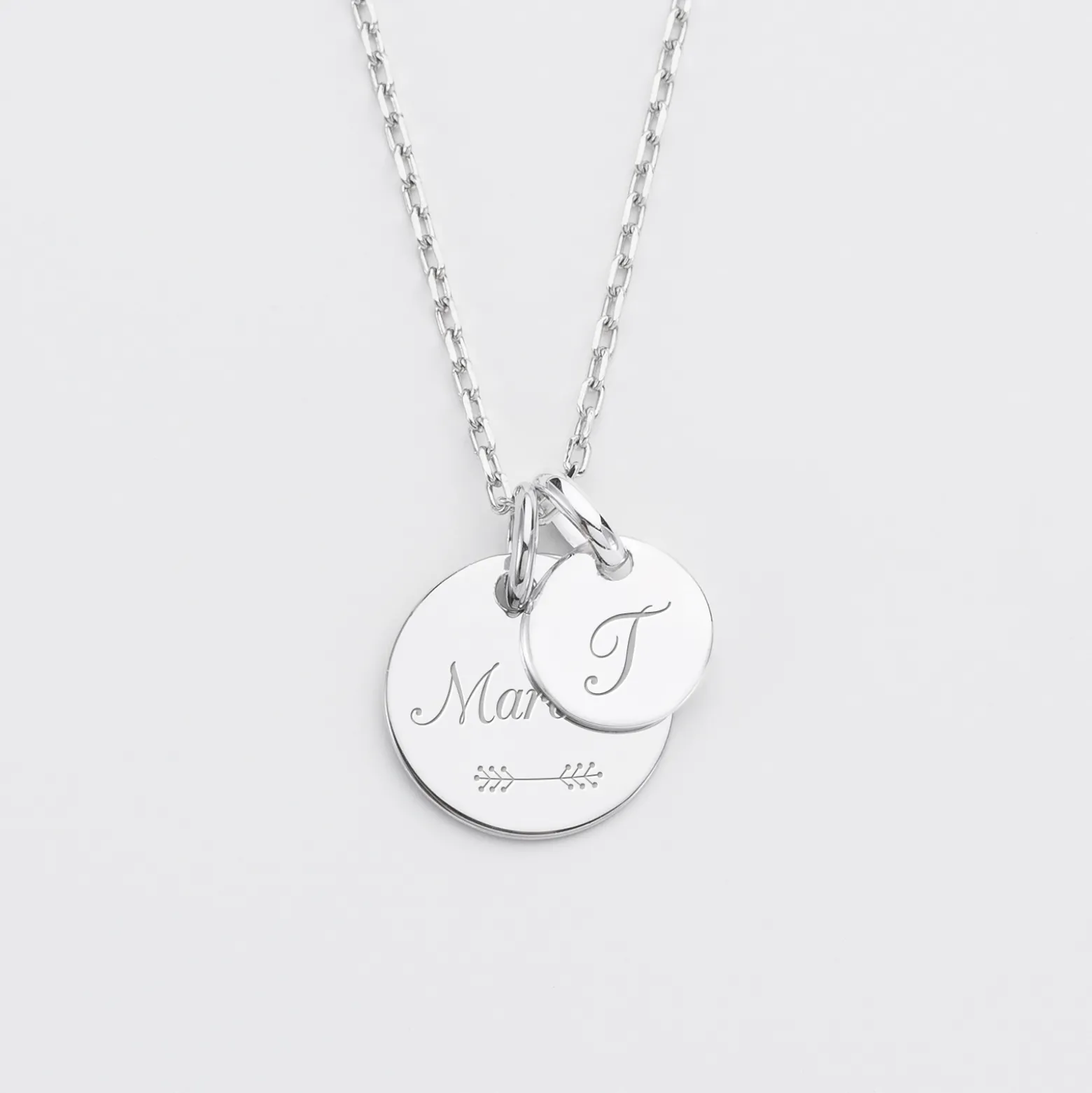 Pendentif personnalisé médaille gravée argent 15 mm et breloque ronde 10 mm