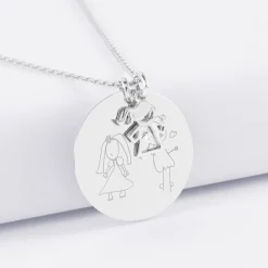 Pendentif personnalisé médaille gravée argent 27 mm et breloque petite fille zircon 12 mm