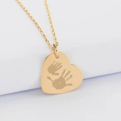Pendentif personnalisé médaille gravée plaqué or coeur 19x21 mm