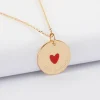 Pendentif personnalisé médaille gravée plaqué or coeur émail rouge 19 mm - HappyBulle x Atelier Wagram