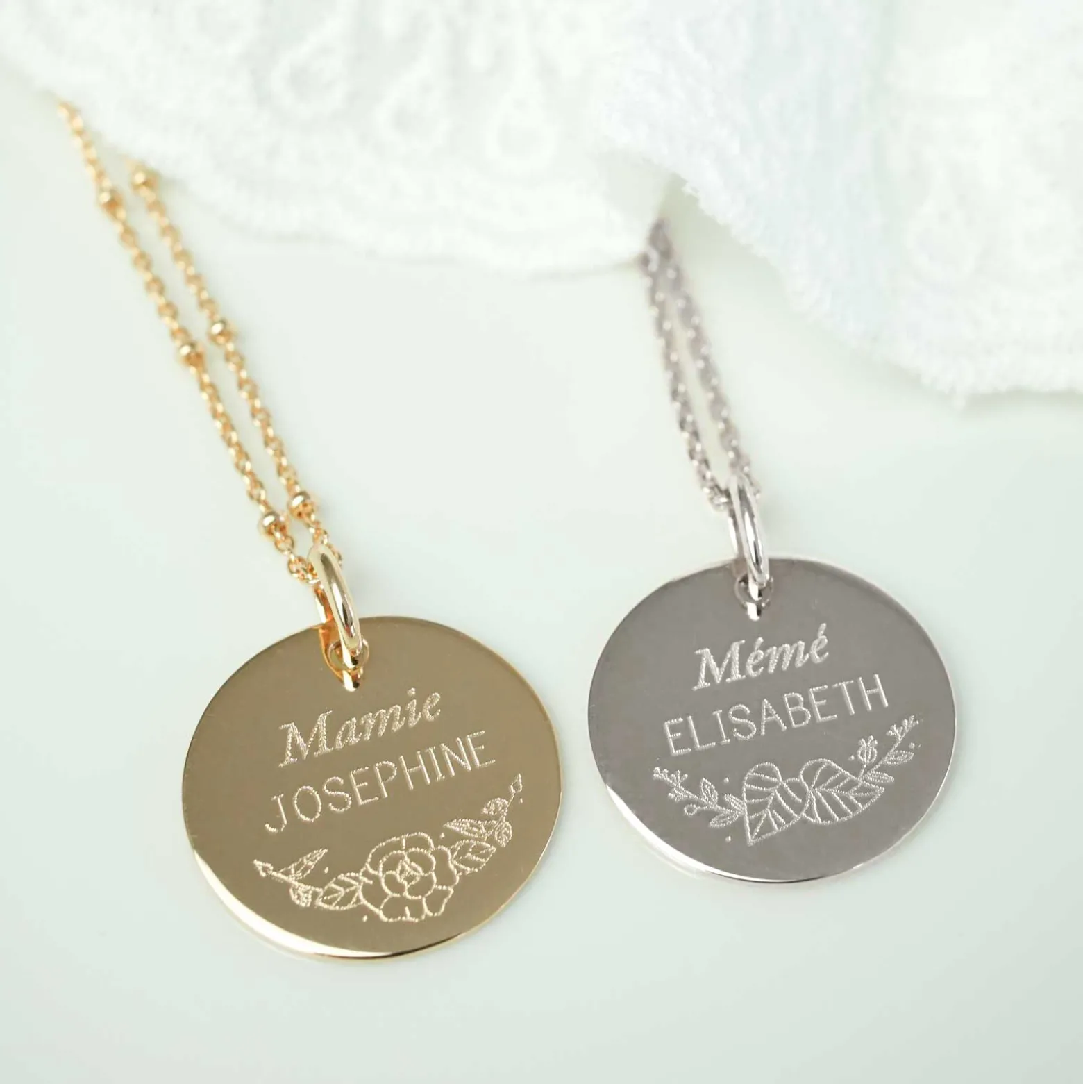 Pendentif personnalisé médaille gravée argent 19 mm - Edition spéciale Ornement floral