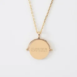 Pendentif personnalisé médaille gravée nacre réversible plaqué or 15 mm