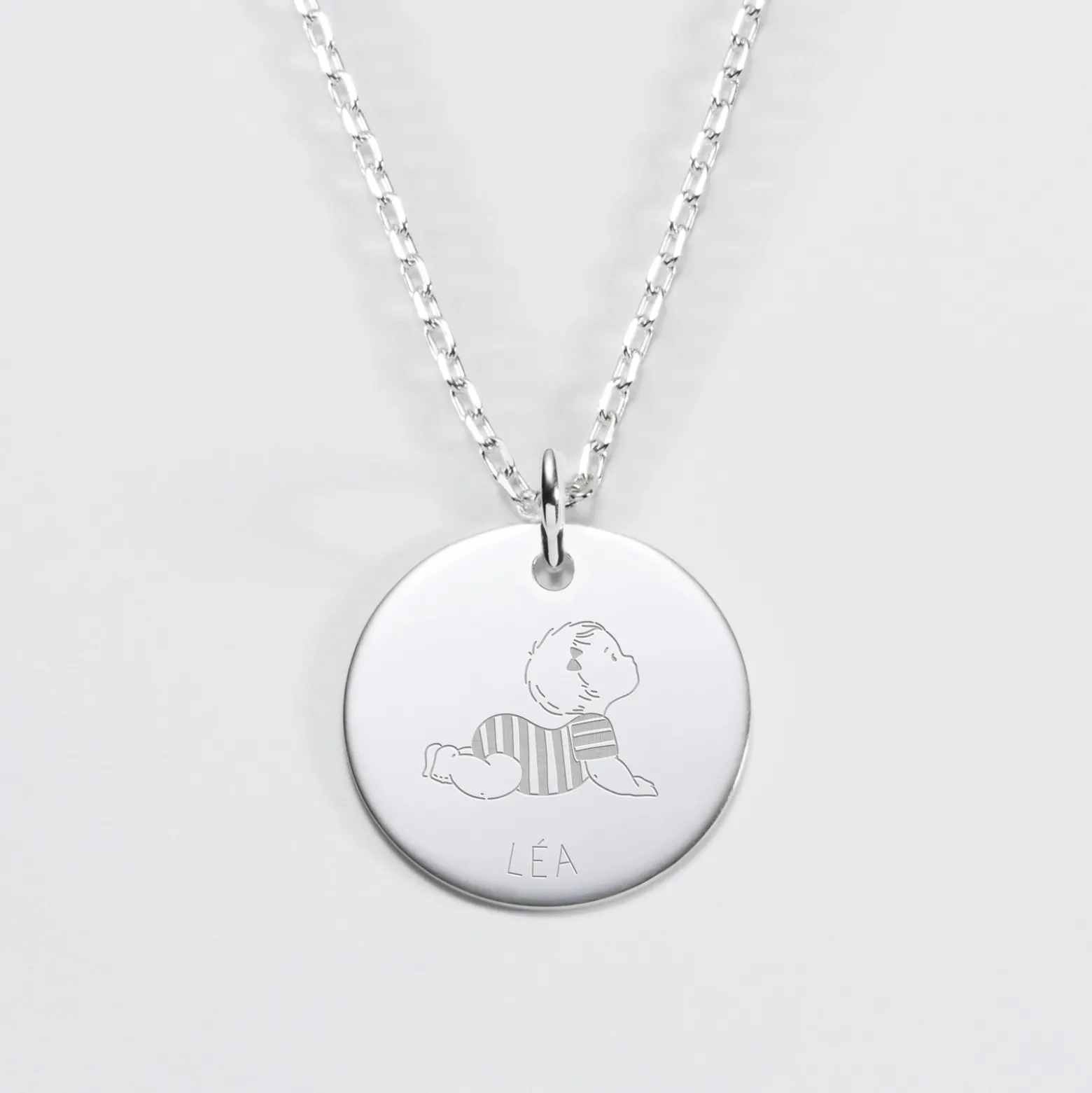 Pendentif personnalisé prénom médaille gravée argent 19 mm - HappyBulle x Marie Savart