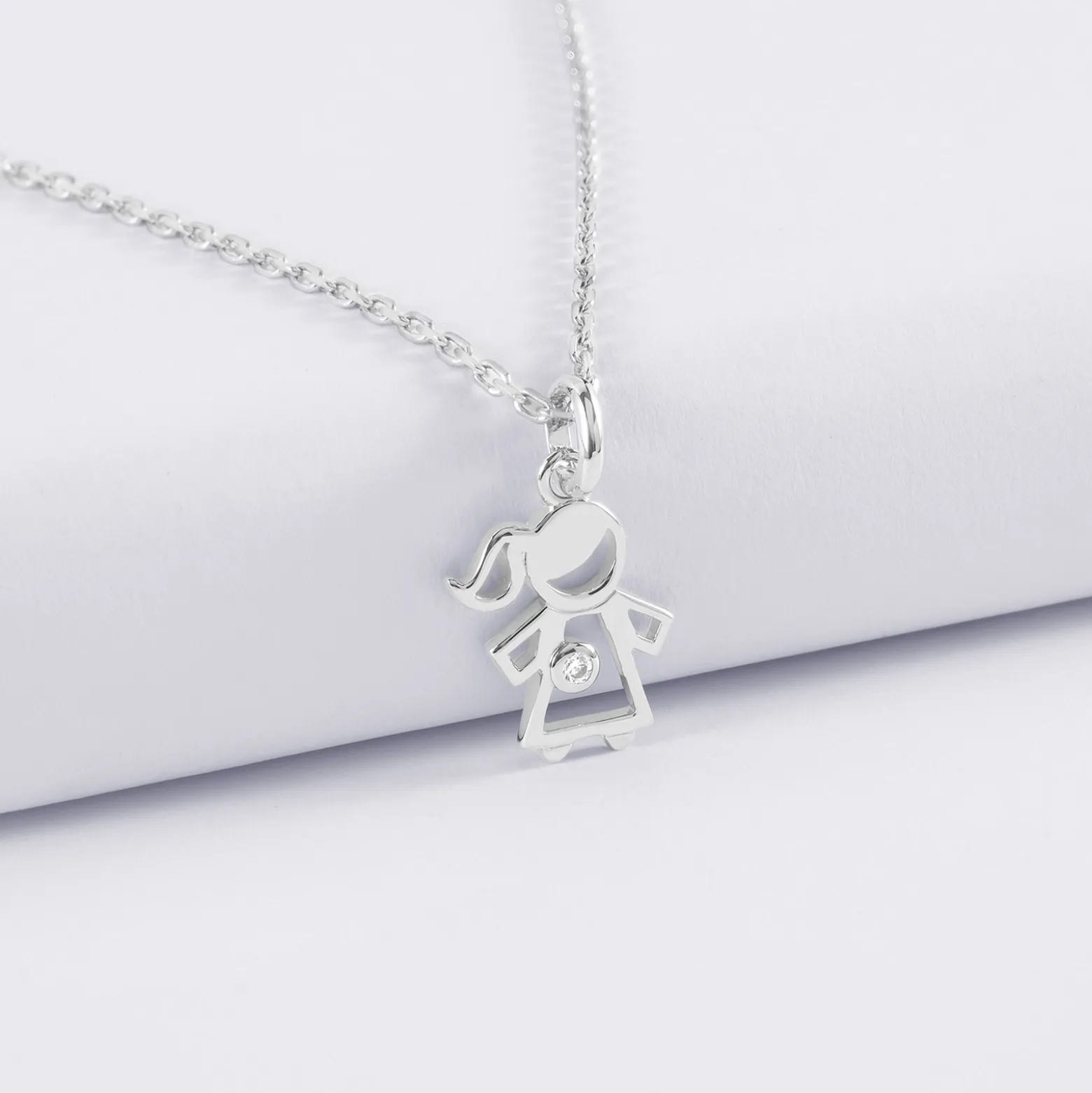 Pendentif petite fille zircon argent 12 mm