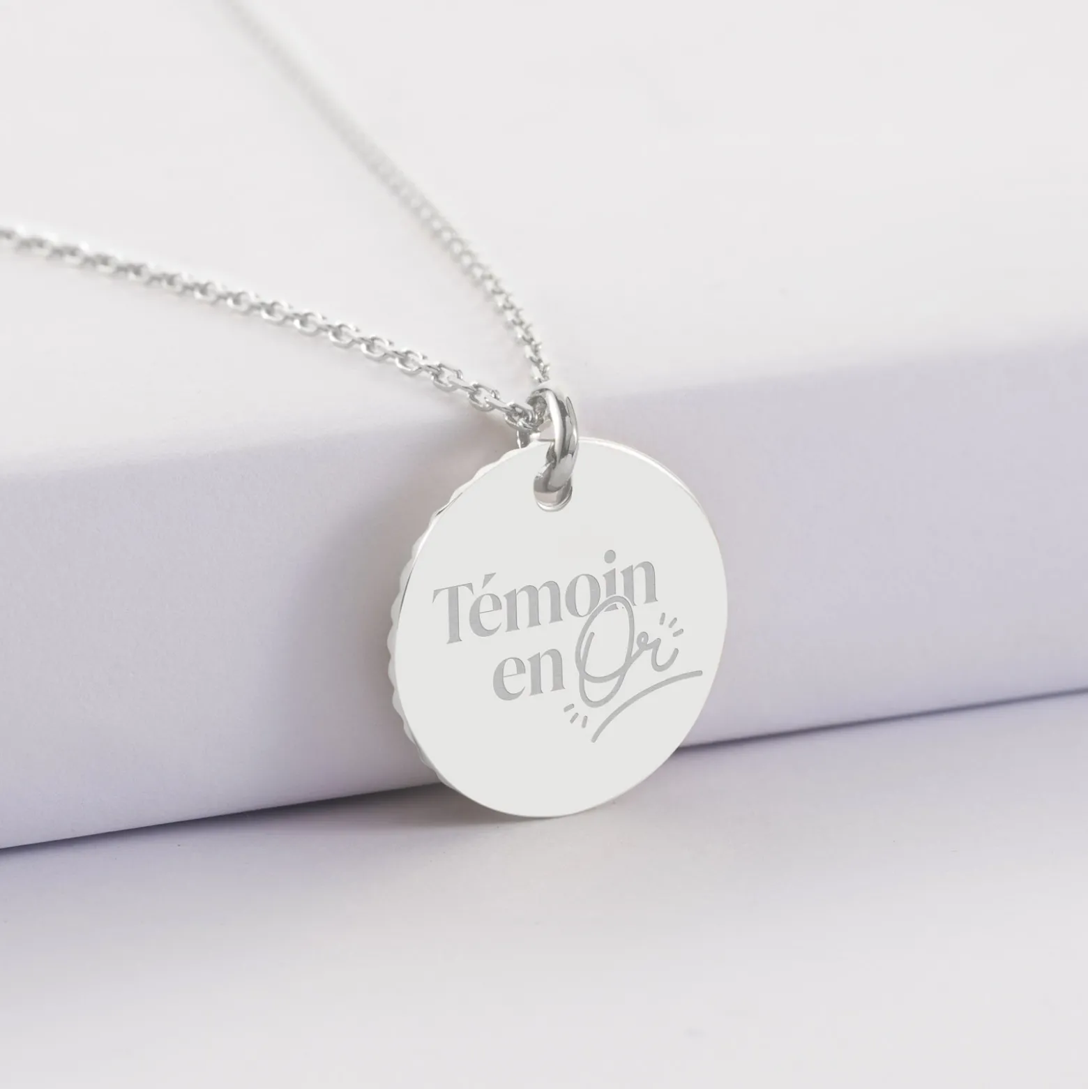 Pendentif Témoin personnalisé médaille soleil coeur bombé gravée argent 19 mm