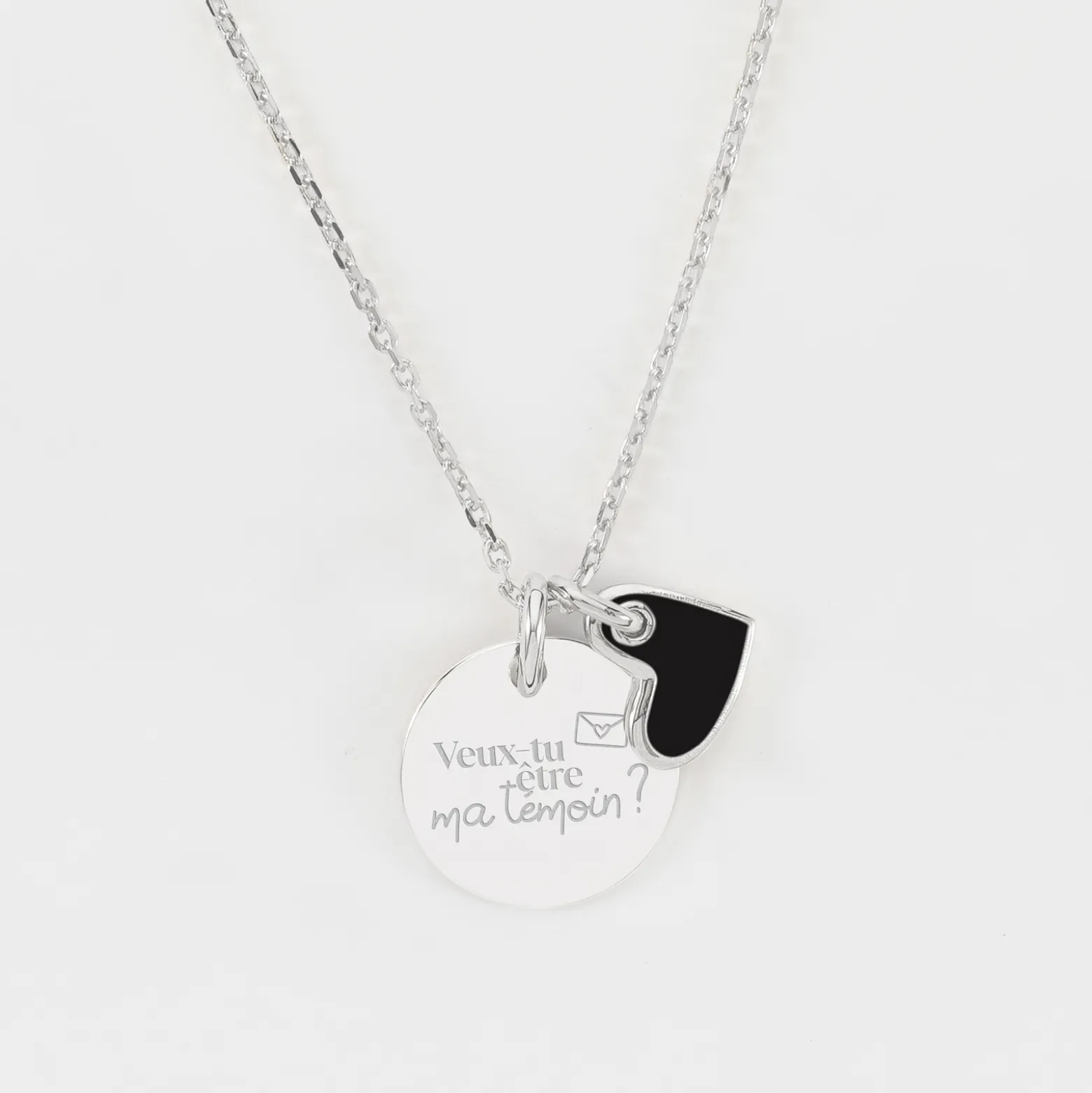 Pendentif Témoin personnalisé médaille gravée argent 15 mm et breloque coeur email 10 mm