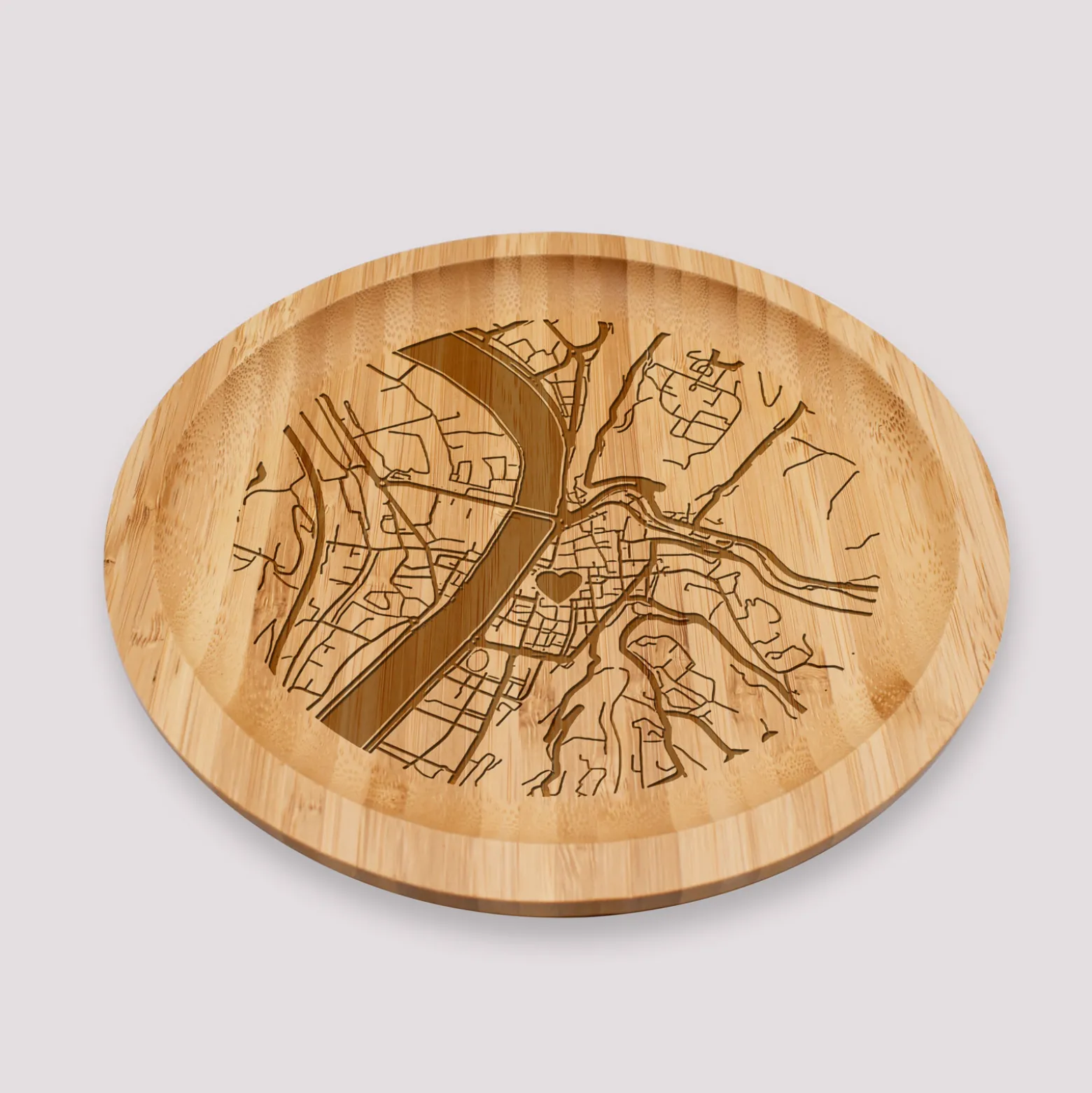 Plateau rond "Géo map" personnalisé bois gravé 20x20 cm