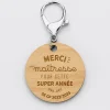 Porte clé personnalisé gravée bois médaille ronde 50 mm "Merci Maîtresse" - Nos petits imparfaits