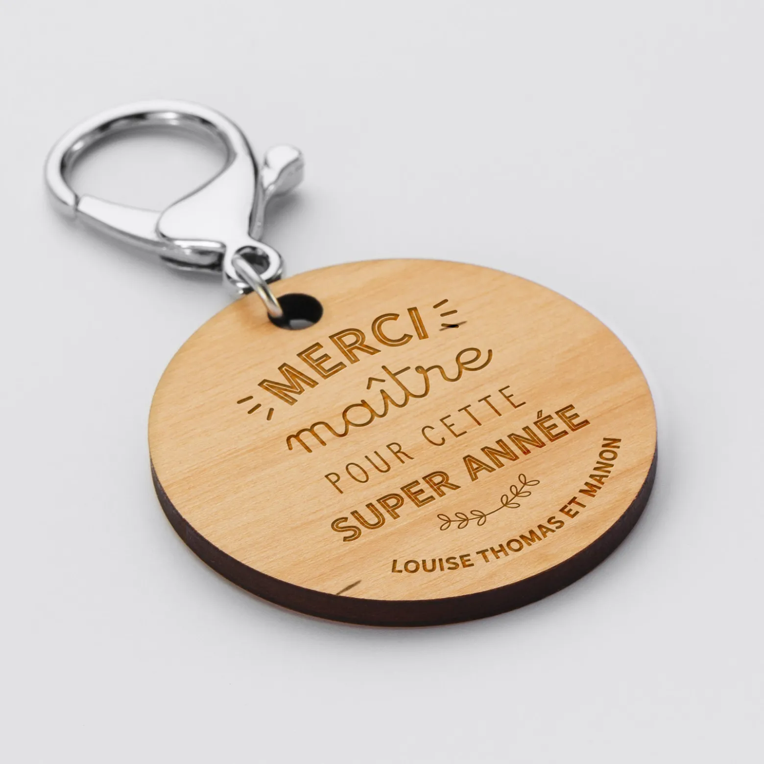 Porte clé personnalisé gravée bois médaille ronde 50 mm "Merci Maîtresse" - Nos petits imparfaits