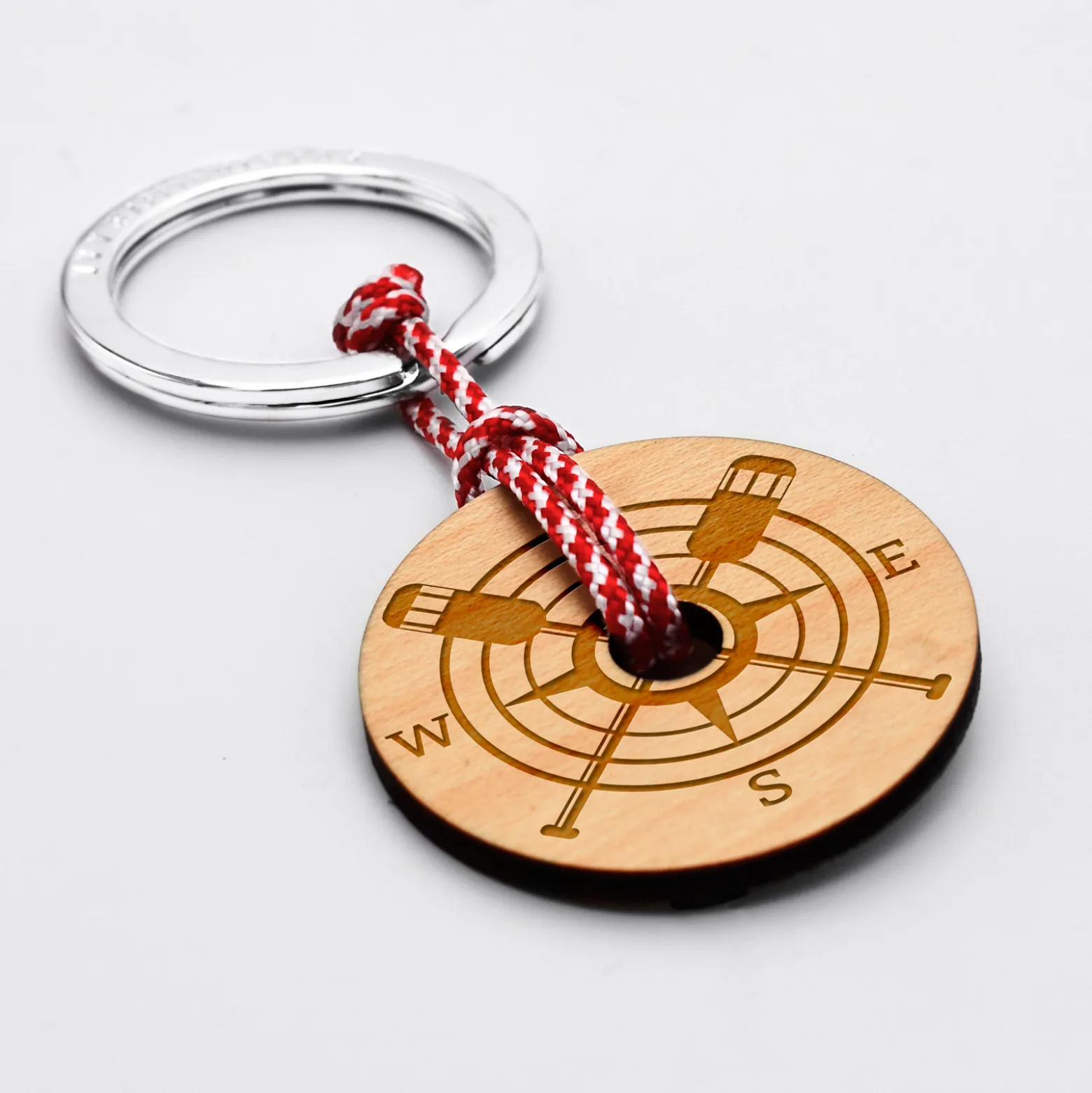 Porte-clés personnalisé gravé bois médaille ronde 40 mm - édition spéciale "boussole"