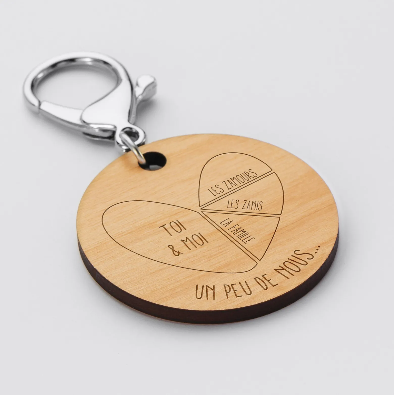 Porte-clés personnalisé gravé bois médaille ronde 50 mm - édition spéciale "Un peu de nous"