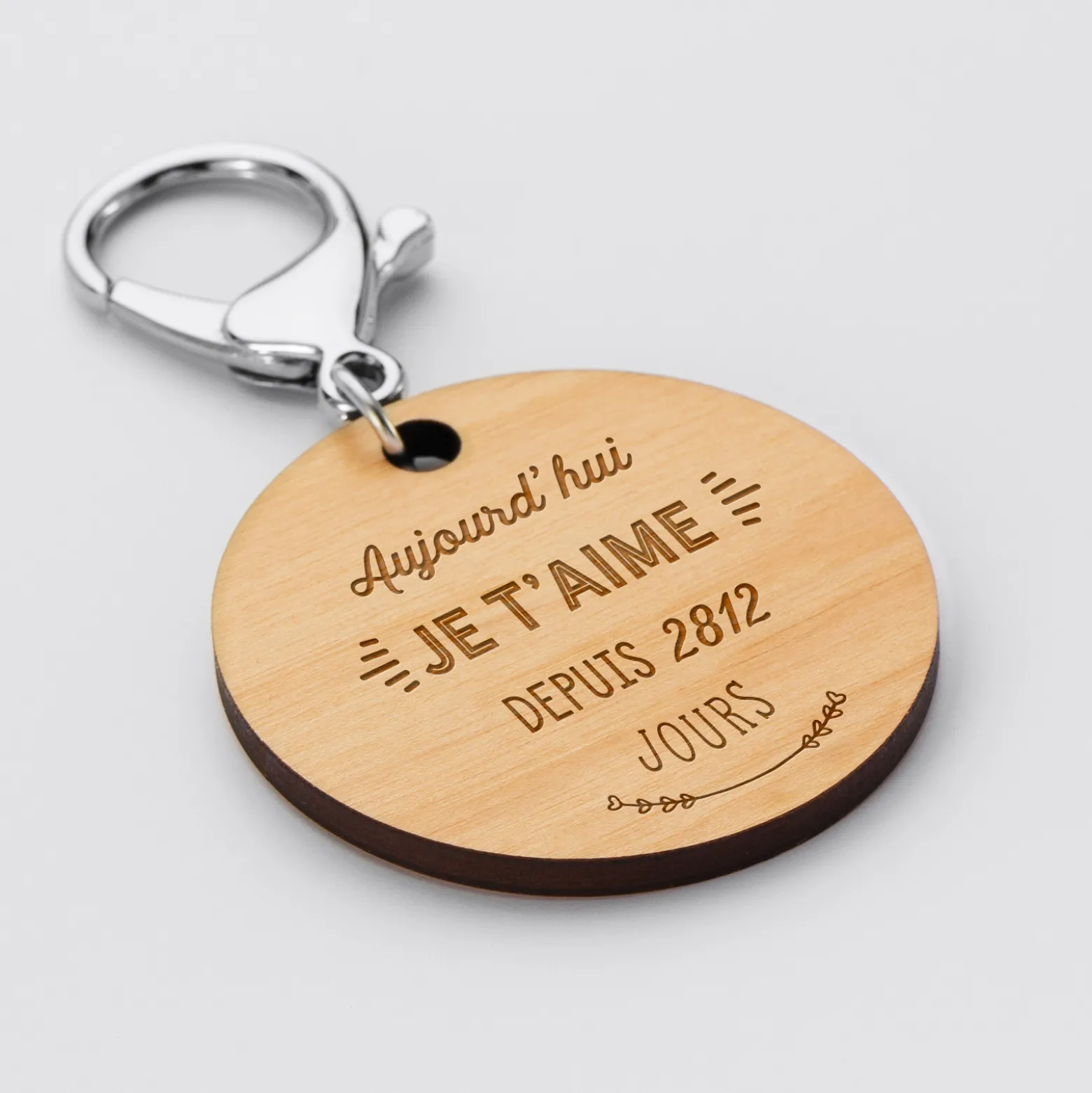 Porte-clés personnalisé gravé bois médaille 50 mm "Je t'aime depuis..."