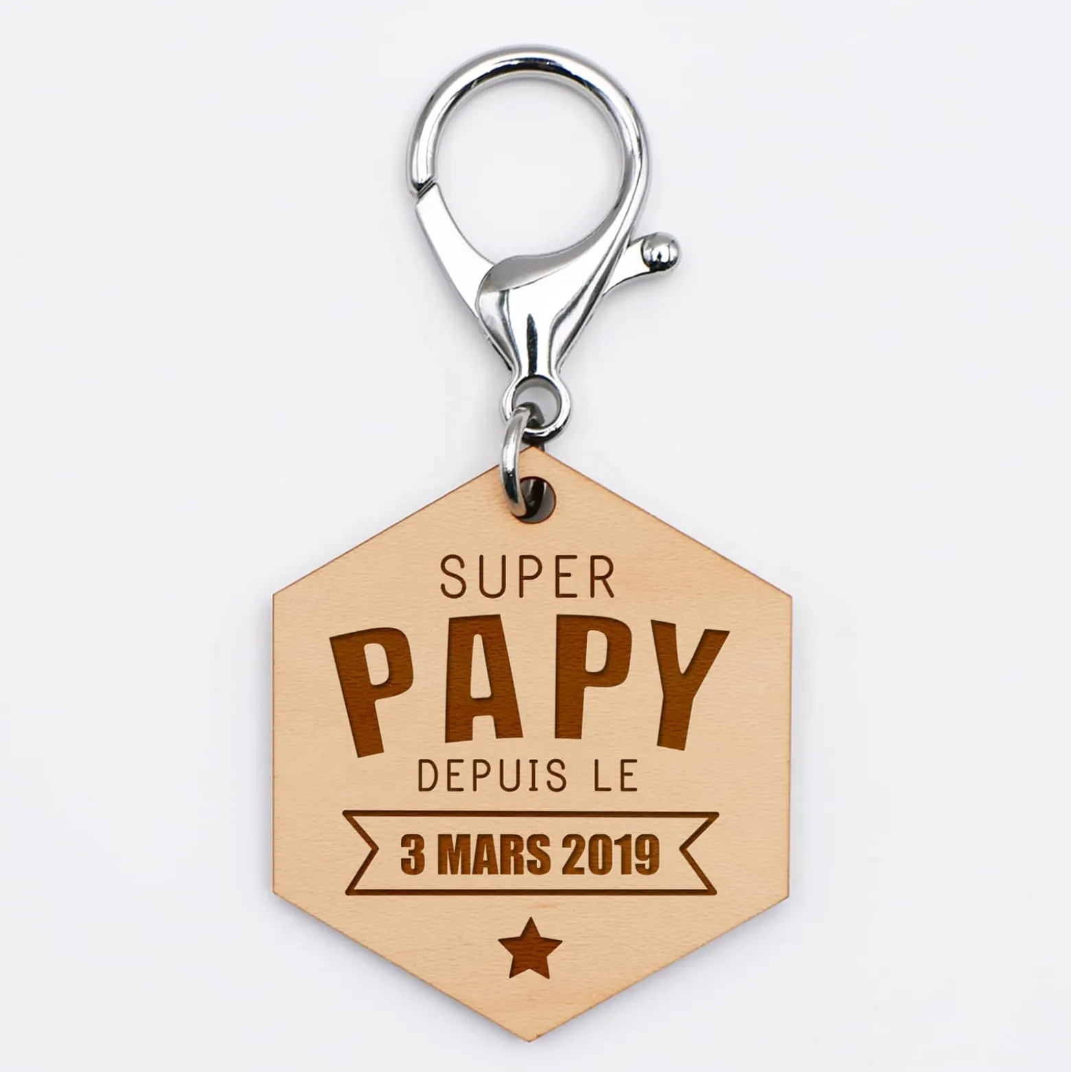 Porte-clés personnalisé gravé bois médaille hexagone 52x45 mm - "Super papy depuis"