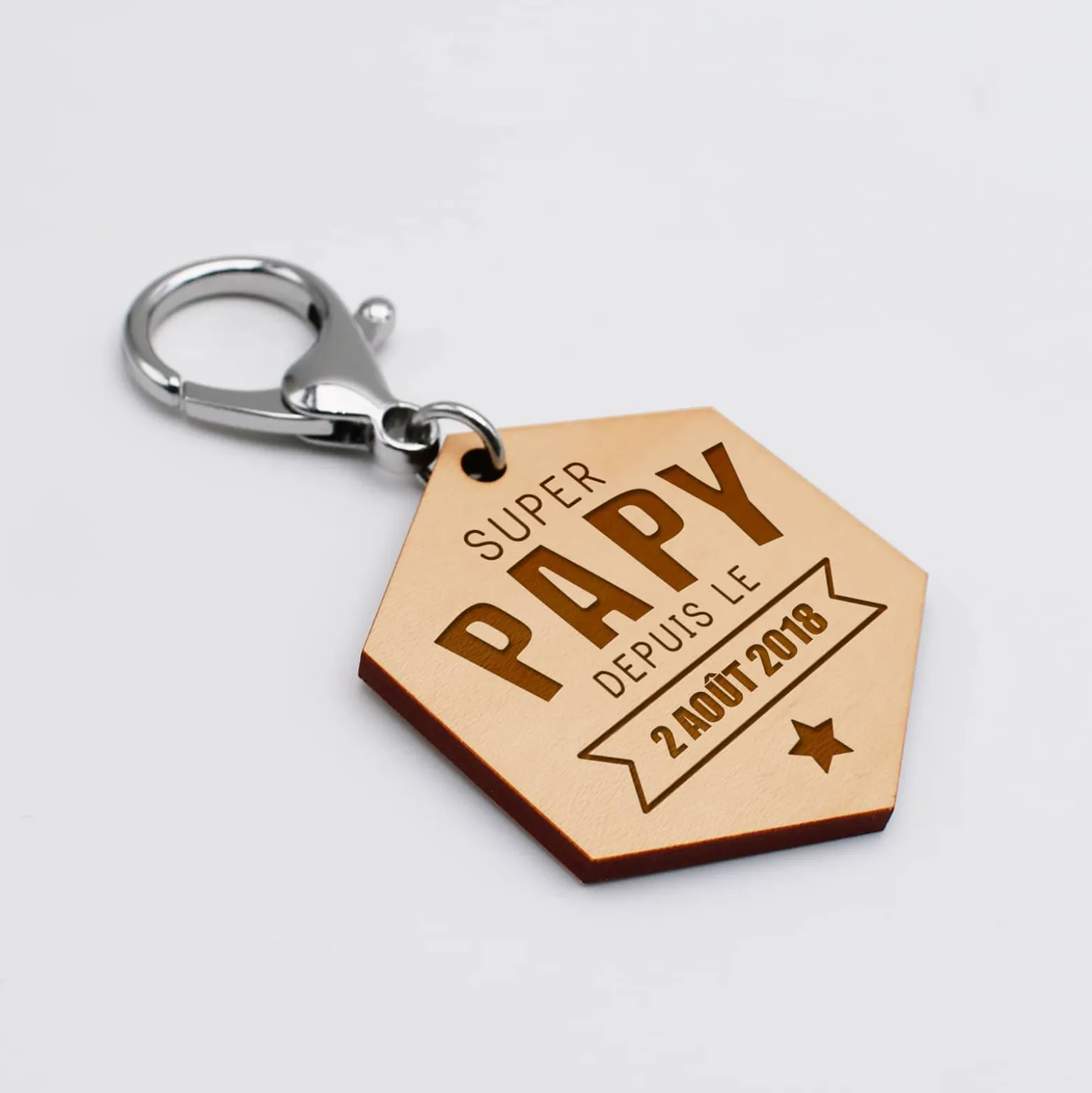 Porte-clés personnalisé gravé bois médaille hexagone 52x45 mm - "Super papy depuis"