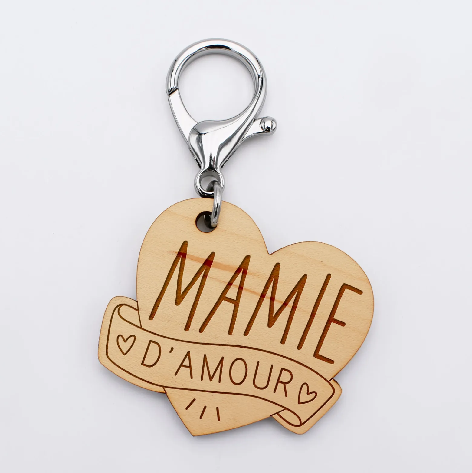 Porte-clés personnalisé gravé bois médaille coeur 47x50 mm - édition spéciale "mamie d'amour"