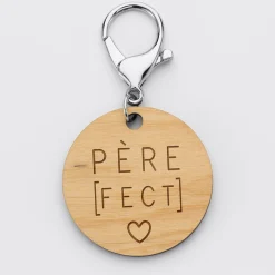 Porte-clés personnalisé gravé bois médaille ronde 50 mm - Nos petits imparfaits