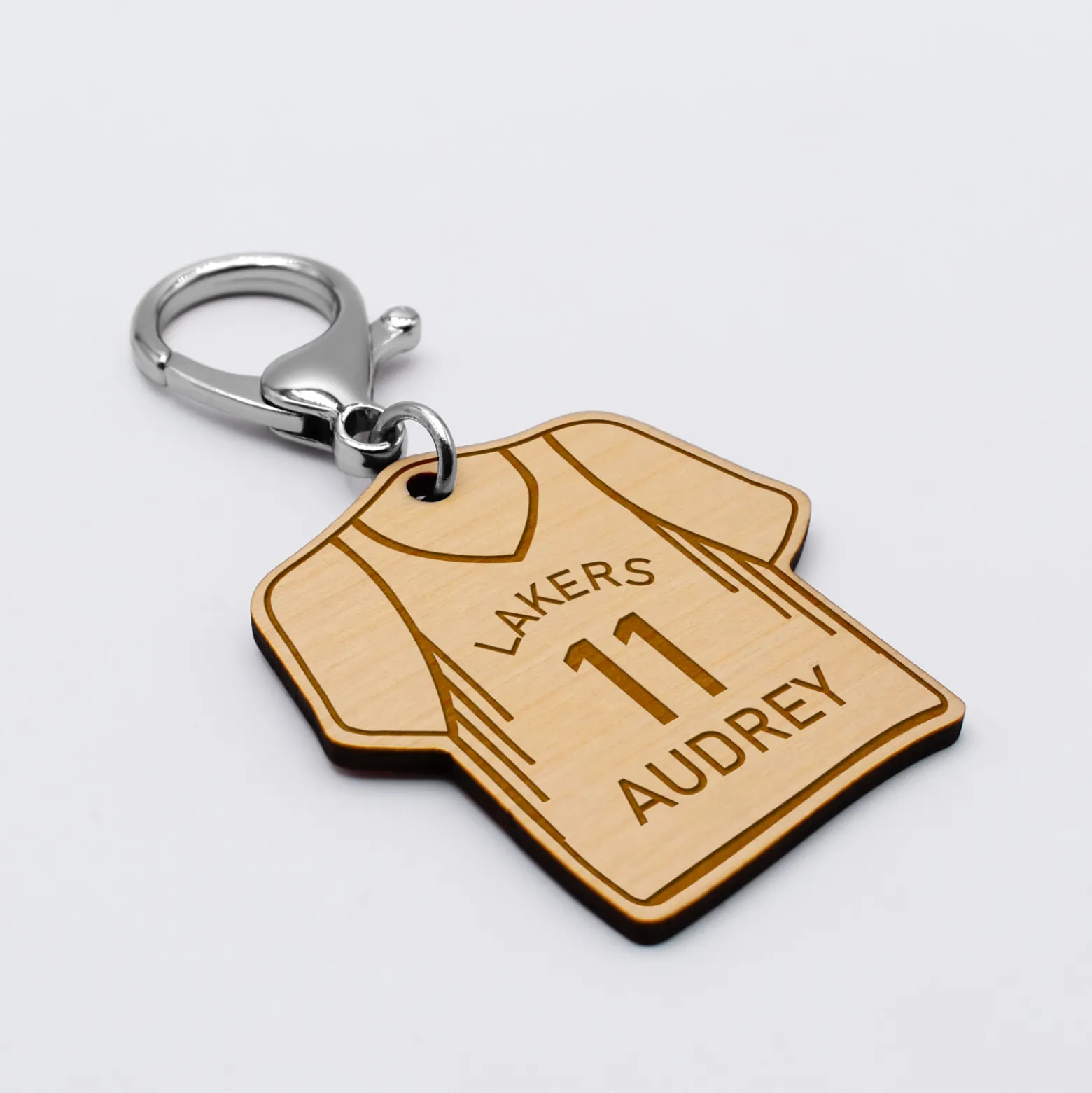 Porte-clés personnalisé gravé bois Maillot de basket 50x50 mm