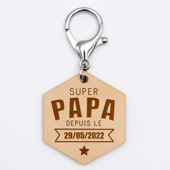 Porte-clés personnalisé gravé bois médaille hexagone 52x45 mm -