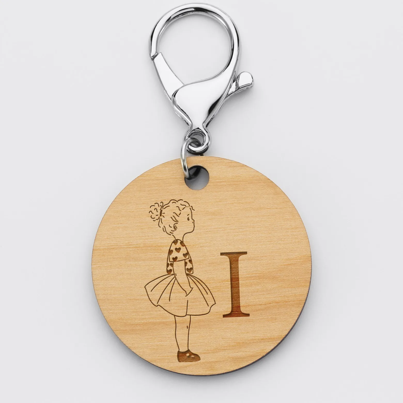 Porte-clés personnalisé initiale gravé bois médaille ronde 50 mm - HappyBulle x Marie Savart