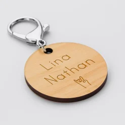 Porte-clés personnalisé initiales médaille gravée bois ronde 50 mm