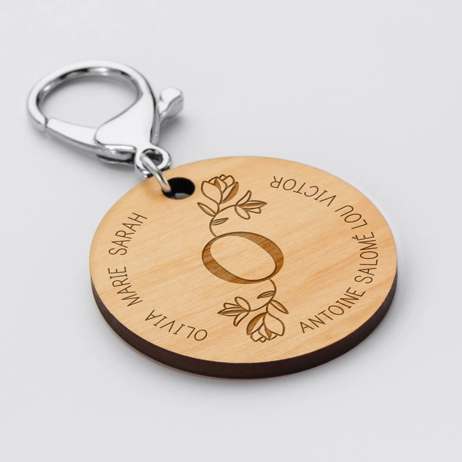 Porte-clés personnalisé médaille gravée bois ronde 50mm Initiale Florale